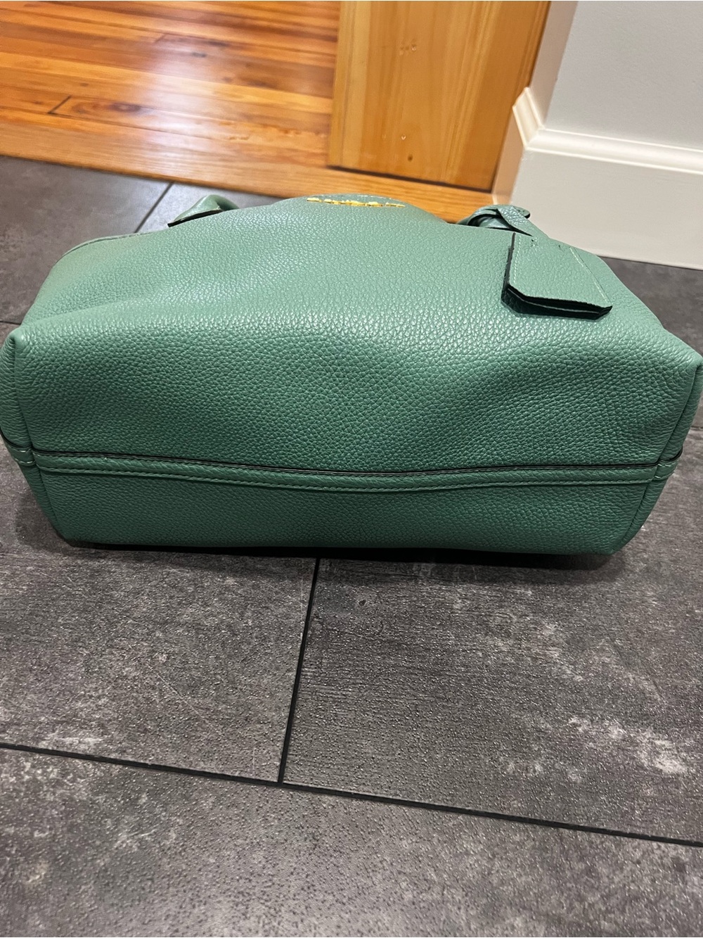 Prada Green Pebbled Leather Satchel with Gold Logo - Picture 3 of 5